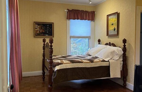 Stockbridge Resort | Private room ∙ 2 guests