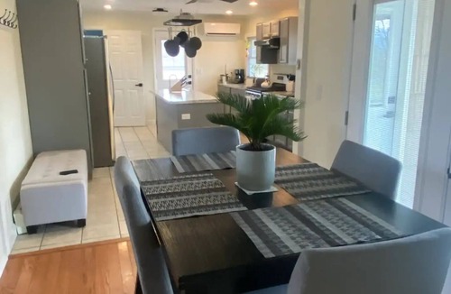 Saugerties House | Private/Secluded 4 Bdrm with HotTub & Steam Shower