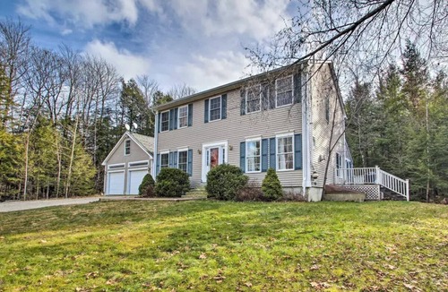 Conway House | Private & Super Spacious, close to downtown N. Conway and ski.