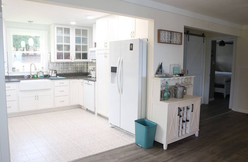 North Hero House | Quaint 3-bedroom Lakefront home with WiFi in North Hero
