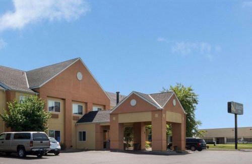 Lakeville Hotel | Quality Inn Lakeville North