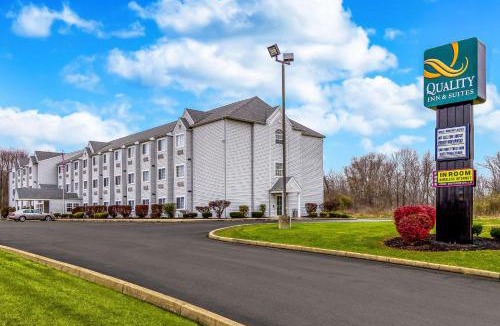 North Lima Hotel | Quality Inn & Suites North Lima - Boardman