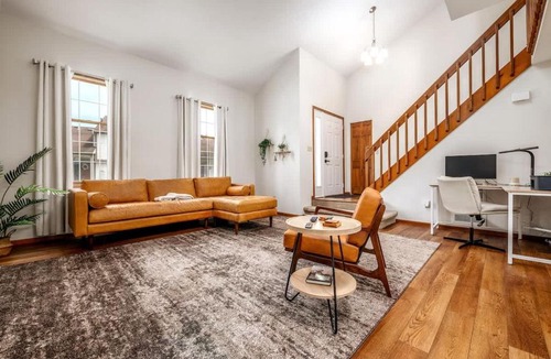 Fort Wayne House | Quiet 2-Bedroom Condo with Garage and Fast Wi-Fi