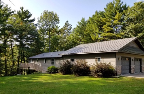 Willard House | Quiet cabin with numerous recreational activities