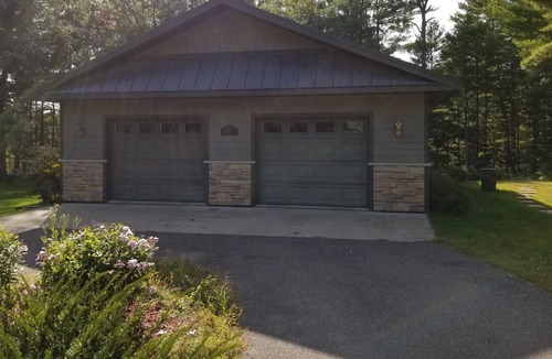 Willard House | Quiet cabin with numerous recreational activities