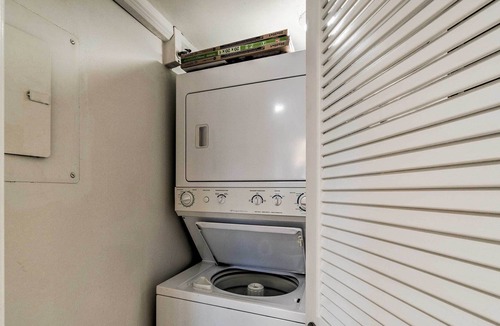 Burnt Store Marina Condo | Quiet First-Floor Condo w/ Marina View & Pool