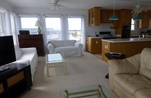North Beach House | Quiet North Beach Oceanfront Steps to Private Beach 3 Night Min Stays Available