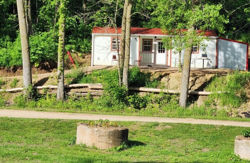 Alma Cabin | R & K Cozy Cabin
