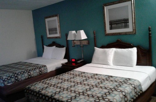 Rochester Hotel | Red Carpet Inn Rochester