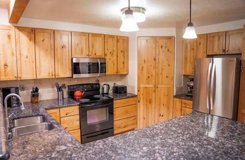 Taos Ski Valley House | Reed Home - Spacious home on .5 acres with stone fireplace, 5-minute walk to bas
