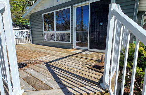 Lindstrom Cabin | Relax and be Glad at the Lake!nn