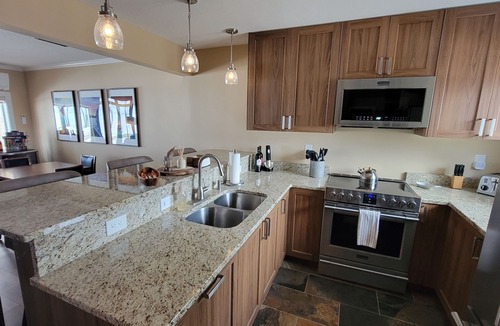 Onamia Condo | Relax and Recharge: Mille Lacs Lake Beach Villa - Completely Remodeled