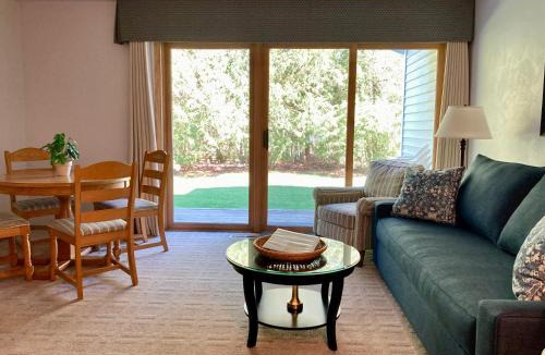 Fish Creek House | Relaxing Busy Bee C-7 by Simple Life Rentals