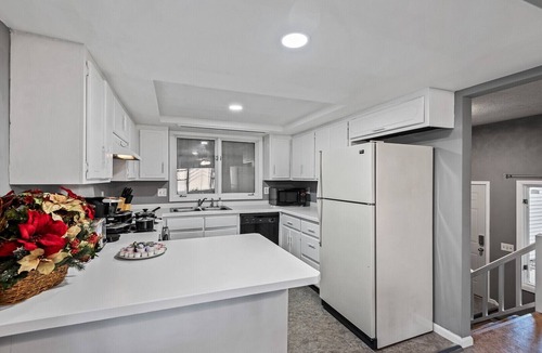 Little Canada House | Relaxing Home, Family friendly, close to Malls, 5 miles to DT St. Paul