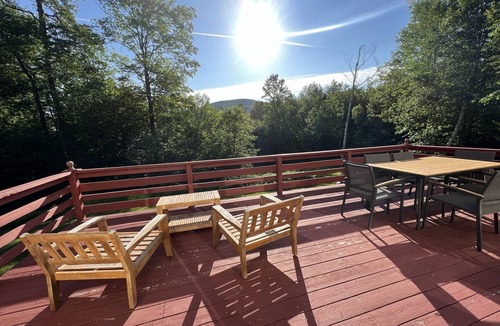 Bridgewater Ski Chalet | Relaxing retreat in the mountains 20 min to Killington