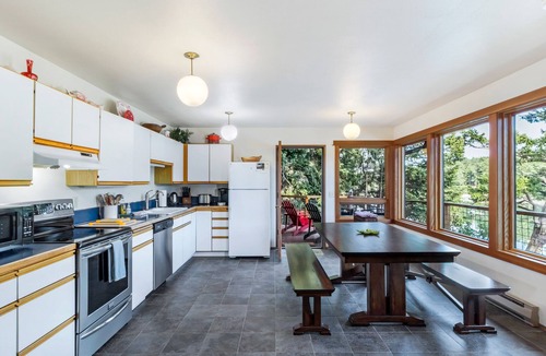 Roche Harbor House | Relaxing Waterfront Home Near Roche Harbor! (DHC)