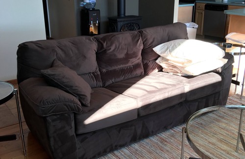 Frontenac House | Relaxing Year round Home. Available twelve months a year. Pets considered.