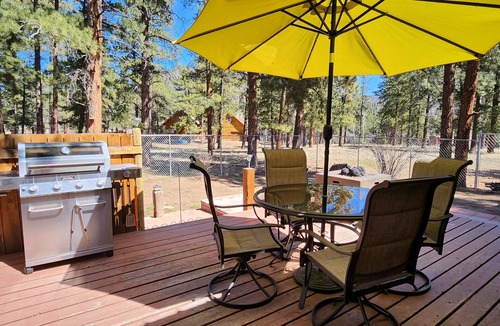 Ponderosa Pines House | Remodeled Cozy home: 20min to Wolfcreek Ski + 3min to Golf and Rio Grande River