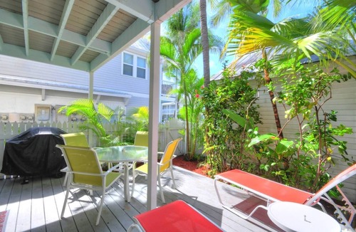 Truman Annex House | Renovated Corner Unit