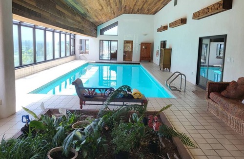 El Prado House | Residence Guesthouse on 30 acre Cielo Taos Estate