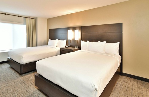 Seymour Hotel | Residence Inn by Marriott Eau Claire