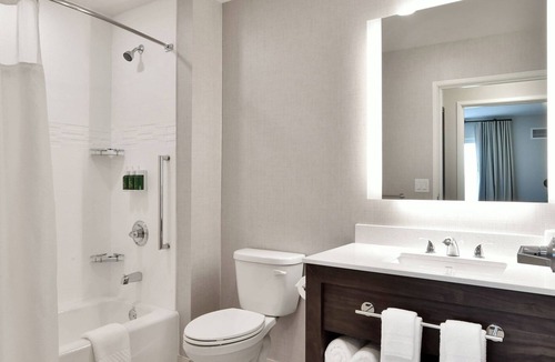 Seymour Hotel | Residence Inn by Marriott Eau Claire