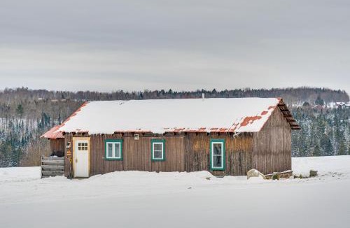 Hardwick House | Ride From Your Door Cabin with VAST Trail Access!