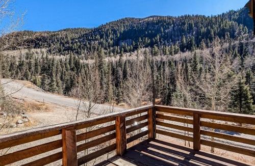 Taos Ski Valley House | Ridgerunner Cabin