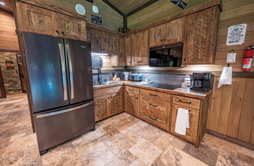 Maiden Rock Cabin | River Pools Cabin - Indoor Pool, Lake Access