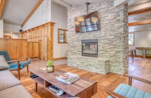 Century West House | River Ridge 420A
