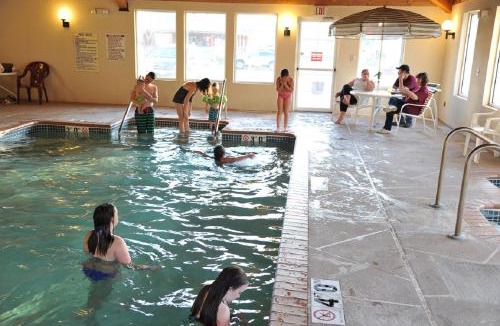 Osceola Hotel | River Valley Inn & Suites