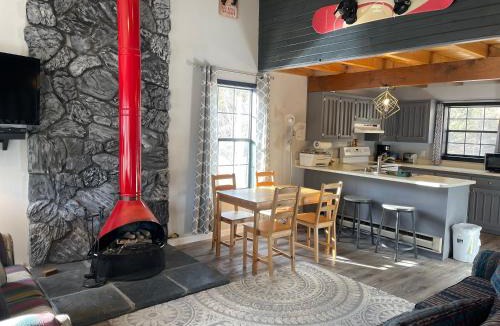 Red River Apartment | Riverbend 8 - Full