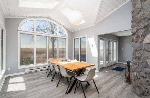 Hager City Villa | Riverfront Inn