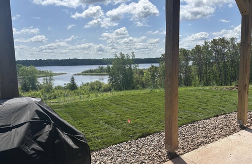 Duluth Apartment | RiverWest Trails End Chalet -New-Base Spirit Mtn - 20% off Bike Rentals