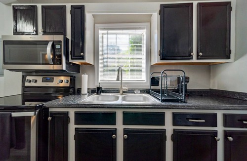 Murfreesboro Apartment | Rock and Roll Residence - short drive to Music City at 1/3 the Price!