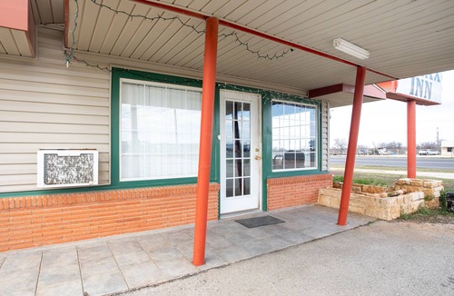 Jacksboro Hotel | Rodeway Inn