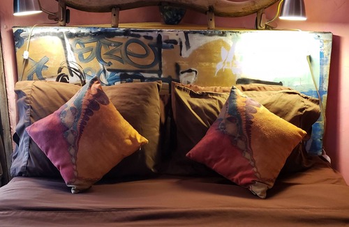 Cerrillos House | Romantic Adobe Casita, Hot tub, Kitchen, Woodstove, astounding views, historic.