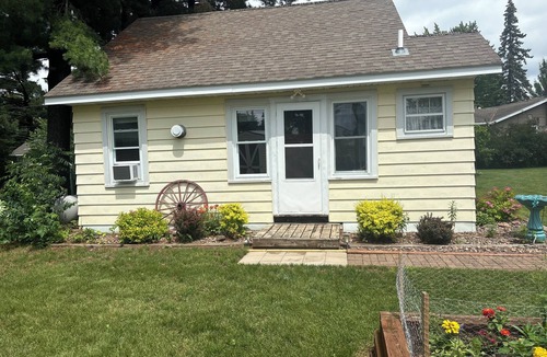 Chetek Cottage | Romantic cottage+Fall hiking, ATV+Fall wine festivals+Views of lake from dock!