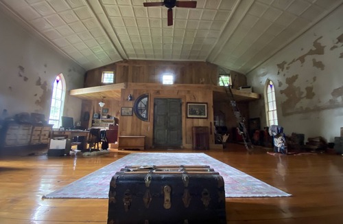 Randolph Center House | ROMANTIC SPIRITUAL FAIRYTALE EUROPEAN TYPE COWBOY/INDIAN CASTLE