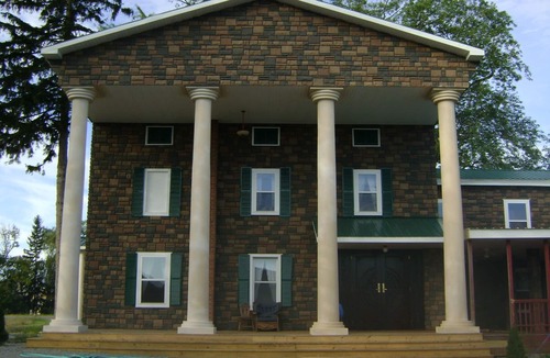 Fort Plain Bed & Breakfast | Room #1 We are only 30 min. away from "BASEBALL HALL OF FAME" in Coopers Town .