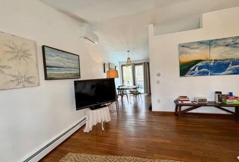 Saunderstown House | Room in a home