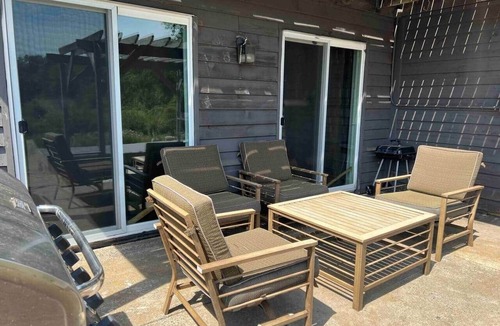 Cambridge Apartment | Rum River Retreat! Clean & Cozy on 15 acres!