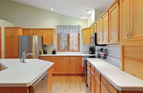 Ellsworth House | Rush River Trout Retreat