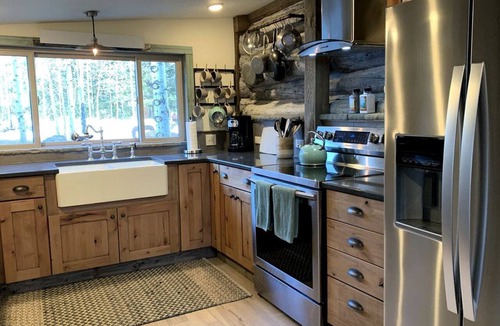 Eldora Cabin | Rustic and Luxurious Eldora Cabin Ideal for a Weekend Getaway in Colorado