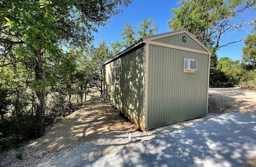 Jacksboro Cabin | Rustic Cabin for Memorable Glamping Experience in Jacksboro, Texas