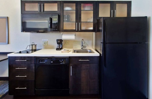 Central Oklahoma City Hotel | Rustic Elegance in the Heartland! 2 Modern Units, Full Kitchen, Pets Allowed!