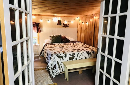 Forestport Cabin | 🌲 Rustic Family Camp, 25 Min from Old Forge!🌲