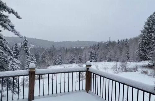 Danville Cabin | Rustic Log Cabin w/Hot Tub, Mountain Views in the Northeast Kingdom