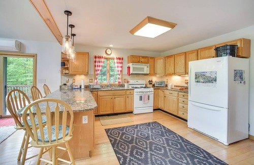 North Creek House | Rustic North Creek Getaway ~ 4 Mi to Gore Mtn!