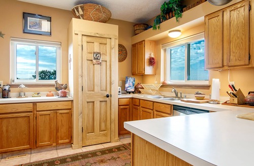 Eldorado at Santa Fe House | Rustic Ranch Retreat